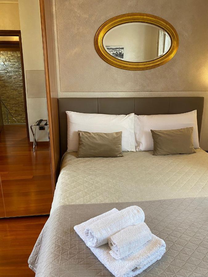 فوسّانو Villa Laura B&B المظهر الخارجي الصورة