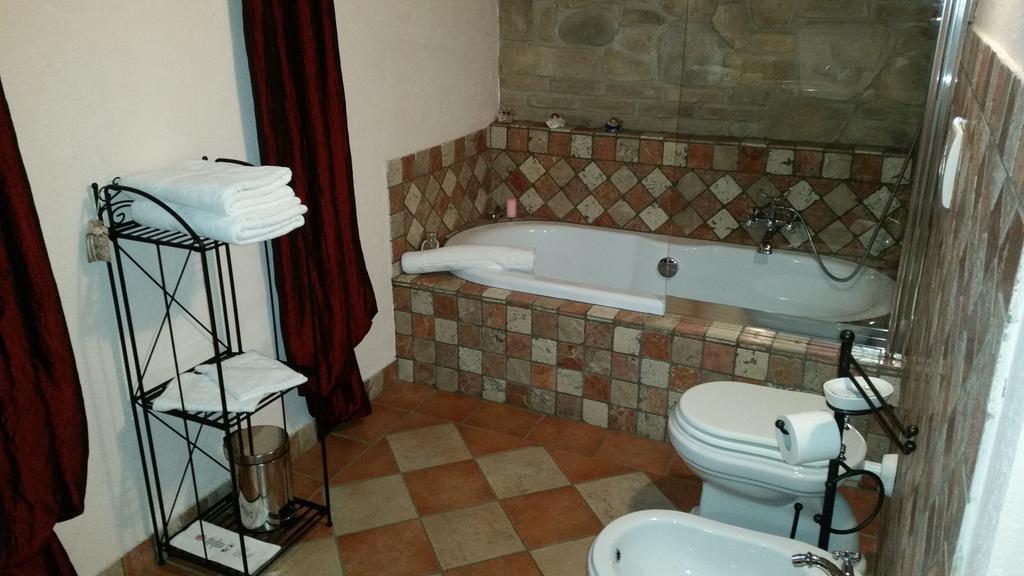 فوسّانو Villa Laura B&B الغرفة الصورة